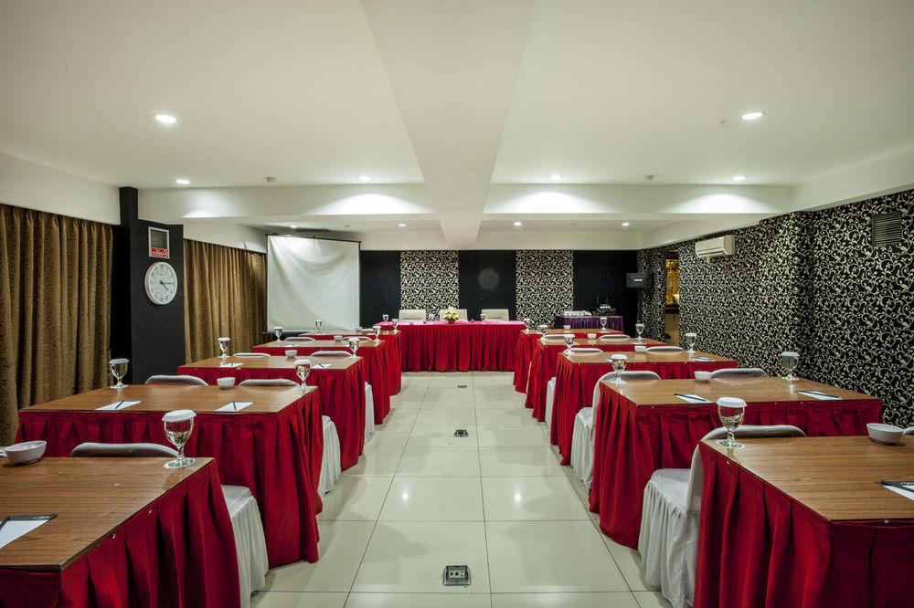 Collection O 991 D'Batoe Boutique Hotel Bandung Exterior foto
